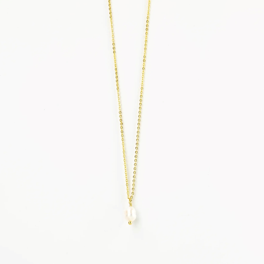 Pineapple Island Asri Pearl Drop Necklace